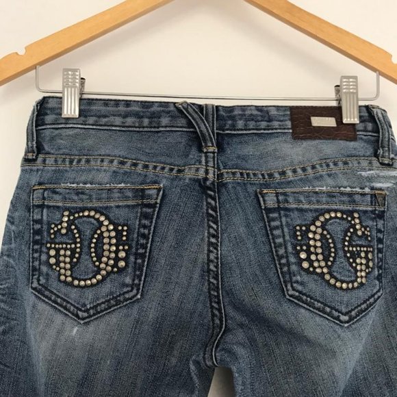Premium Guess Flare Leg Jeans - Picture 10 of 15